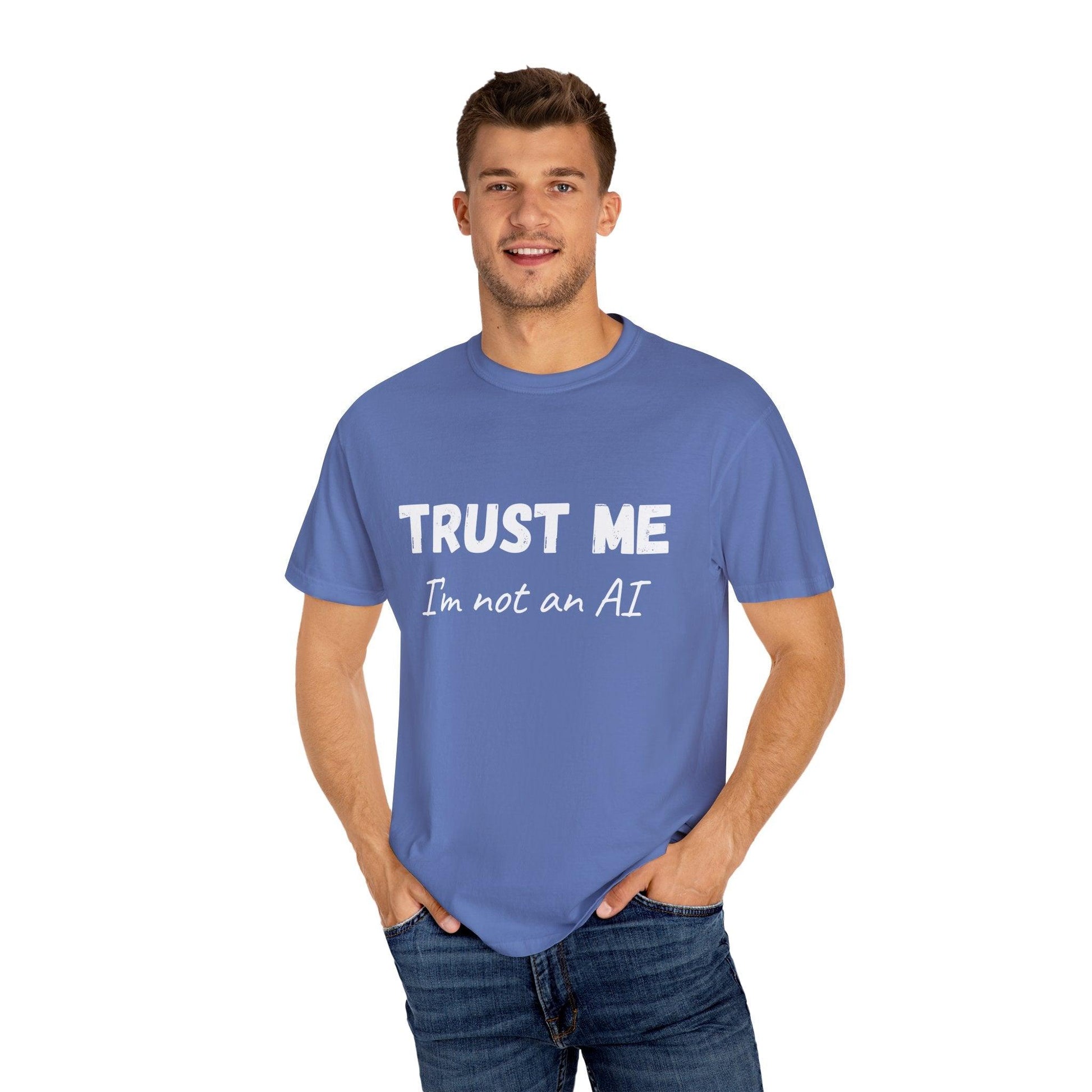 Unisex T-shirt AI Joke 'Trust Me, I'm Not an AI' Funny Quote - CryptoAiShop